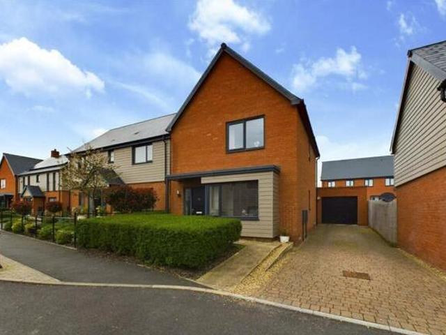 House for sale in Hempsted, Gloucester