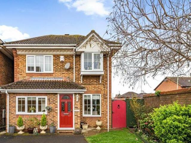 House for sale in Gloucester, Gloucestershire