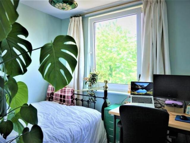 Farm for sale in Gorse Hill, Trafford Park