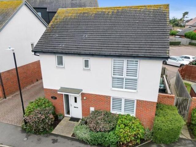 House for sale in Gravesend, Gravesham
