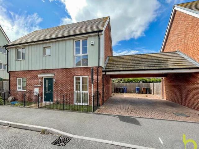 House for sale in Grays, Essex