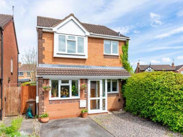 House for sale in Warndon, Worcestershire