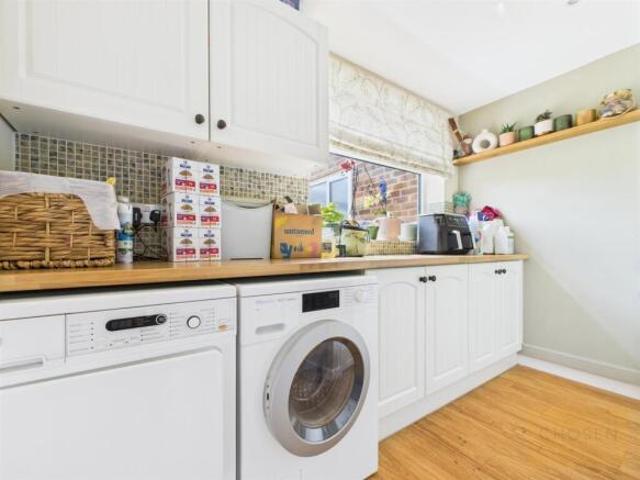 Farm for sale in Hucclecote Green, Gloucester