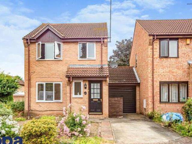 House for sale in Monks Orchard, Kent