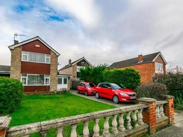 House for sale in Grimsby, North East Lincolnshire