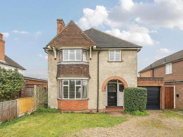 House for sale in Jacobs Well, Guildford