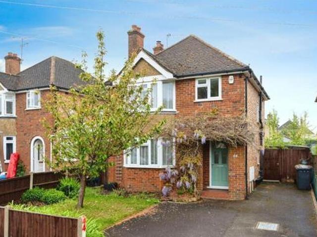 House for sale in Guildford, Surrey