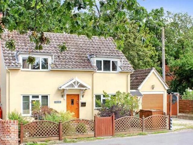 House for sale in Eastbridge, Suffolk