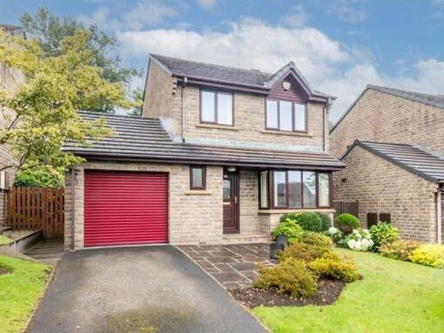 House for sale in Halifax, West Yorkshire