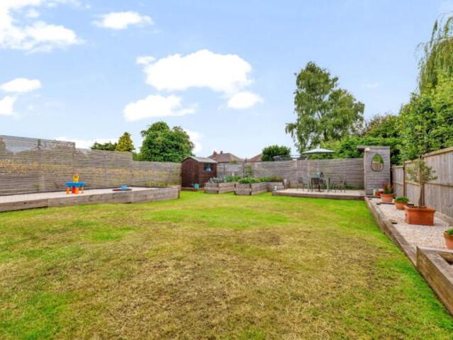 Farm for sale in Mowmacre Hill, Old Wharf