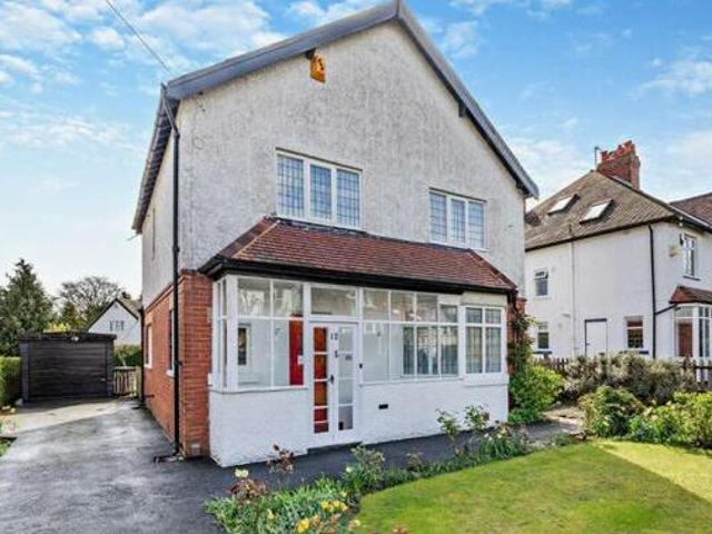 House for sale in Hookstone, Harrogate