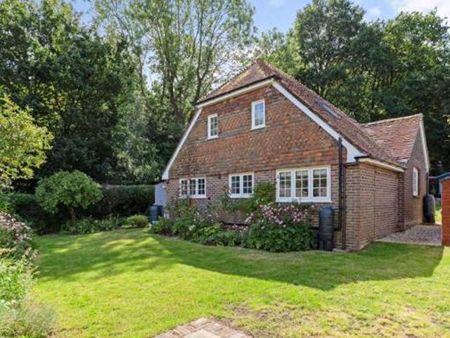 House for sale in Grayswood, Fole