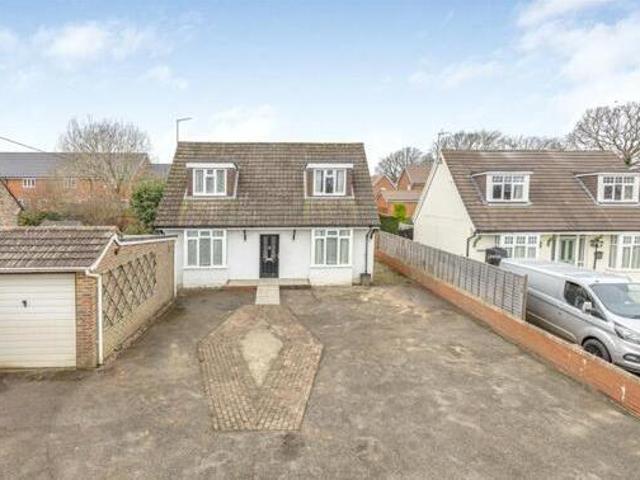 House for sale in Perryfields, West Sussex