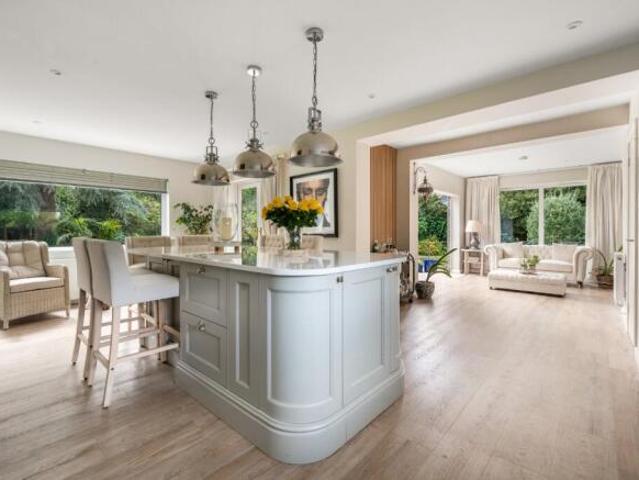 Farm for sale in Warden Hill, Cheltenham