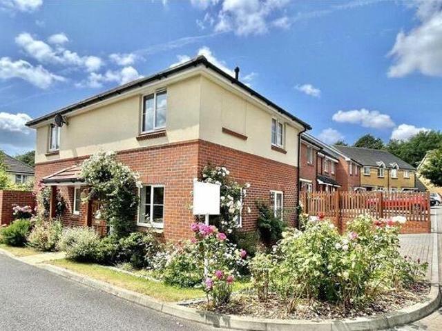 House for sale in Spring Vale, Hampshire