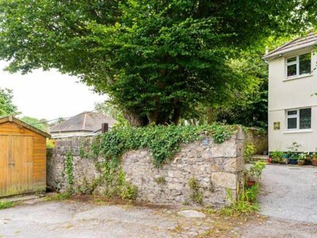 House for sale in Hayle, Cornwall