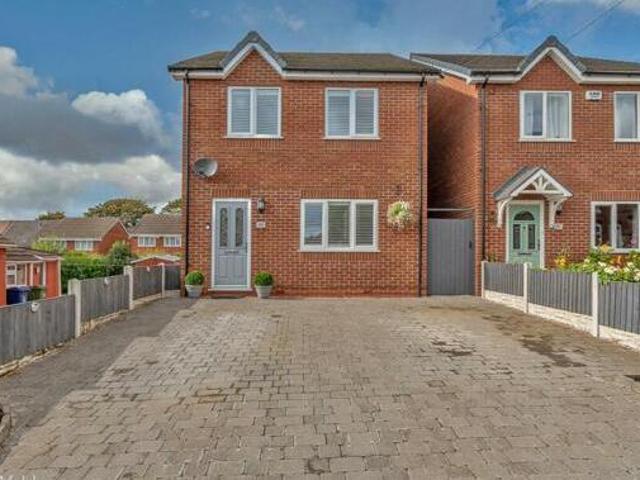 House for sale in Chadsmoor, Staffordshire