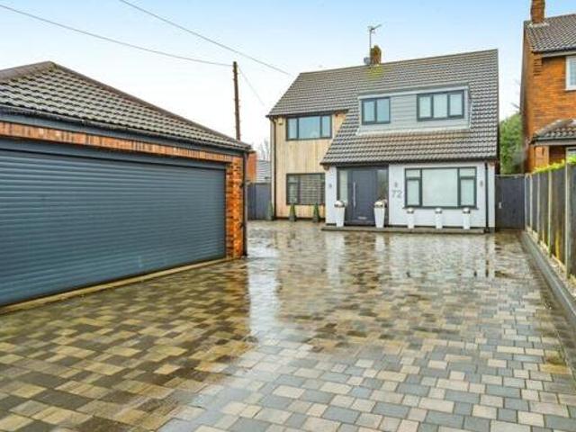 House for sale in Broomhill, Chadsmoor