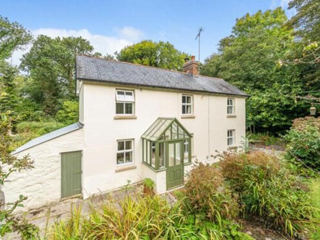 House for sale in Helston, Cornwall