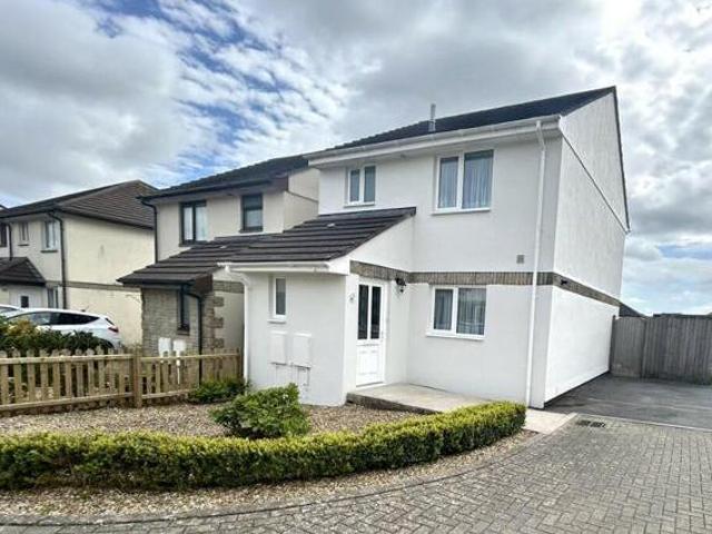 House for sale in Helston, Cornwall