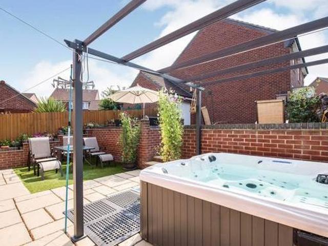House for sale in East Midlands
