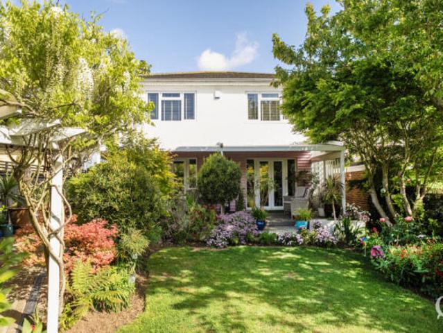 Farm for sale in Sheerness, Oad Street