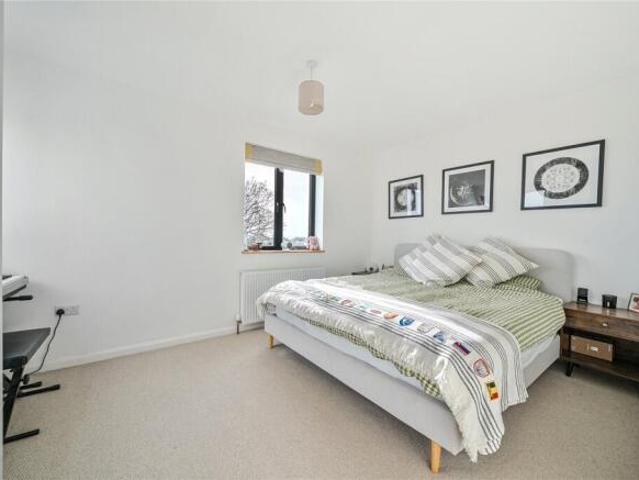 Farm for sale in Follaton, Strode