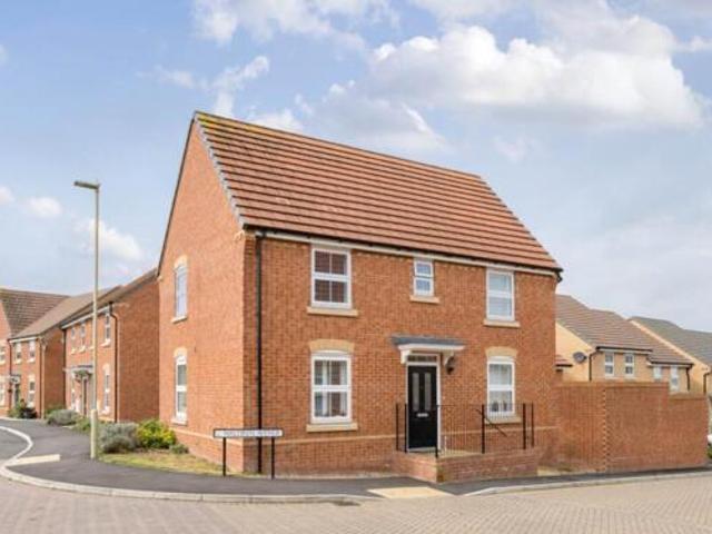 House for sale in Hart, Hampshire