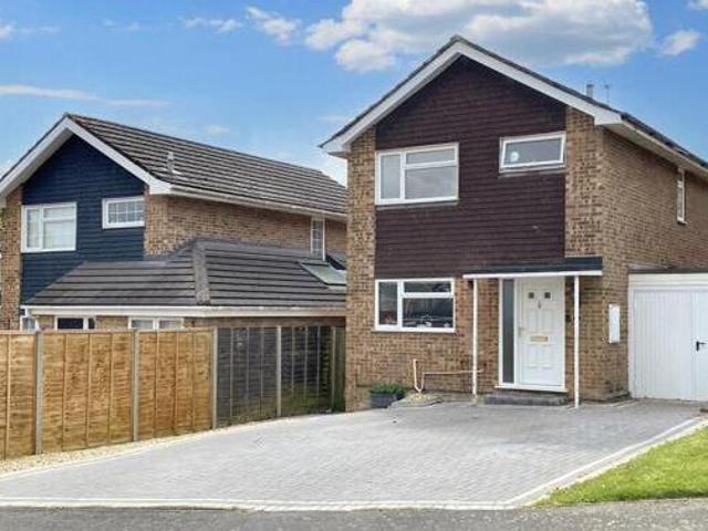 House for sale in Hart, Hampshire