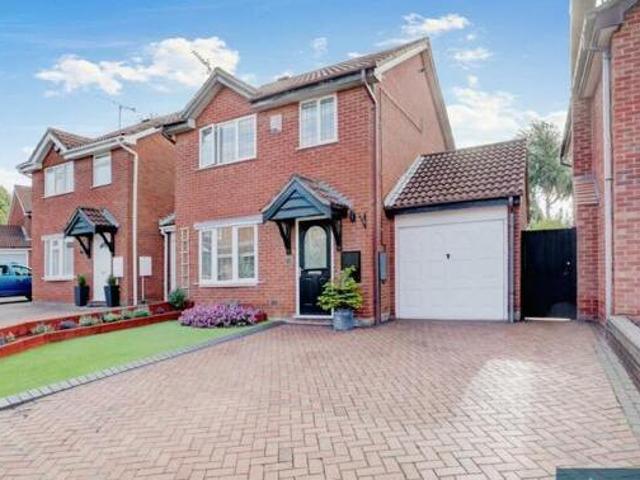 House for sale in Camp Hill, Warwickshire