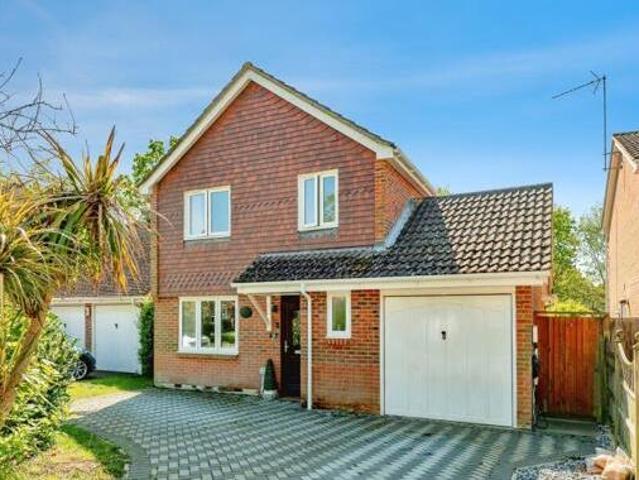 House for sale in Horsham, West Sussex