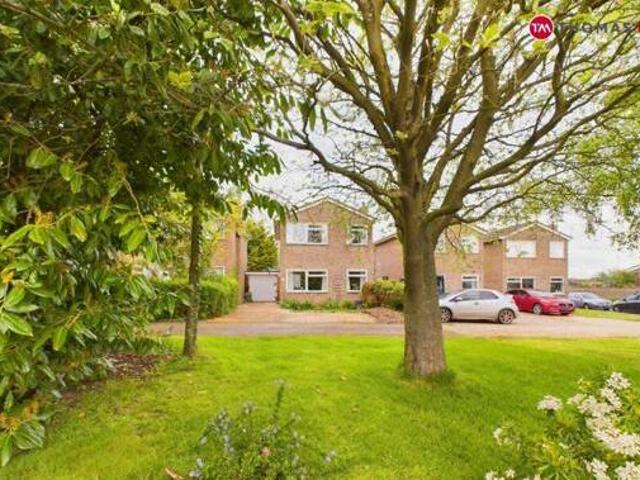 House for sale in Huntingdon
