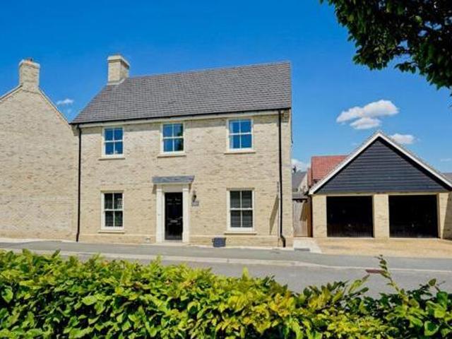House for sale in Huntingdon