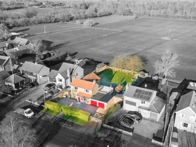 House for sale in Huntingdon