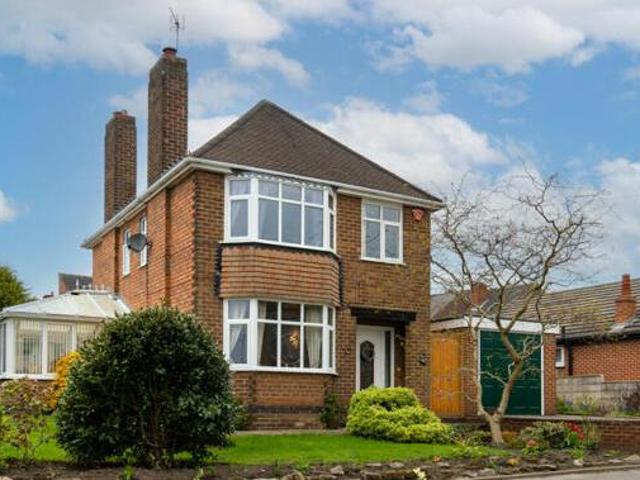 House for sale in Larklands, Caldermill