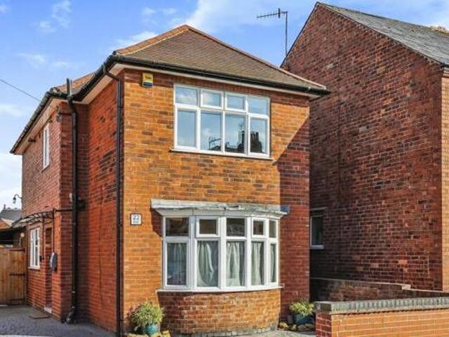 House for sale in Larklands, Caldermill