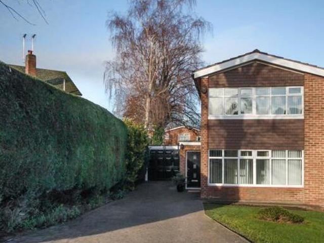 House for sale in Larklands, Caldermill