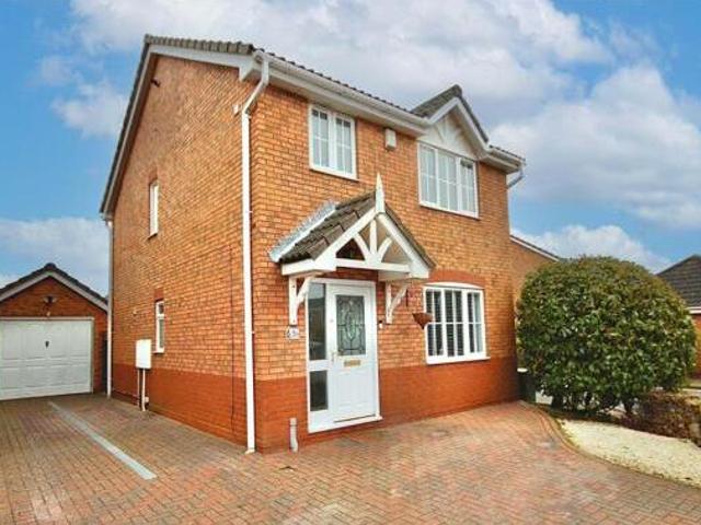 House for sale in Key Street, Suffolk