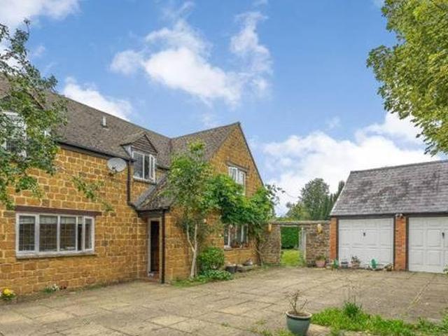 House for sale in Oxfordshire