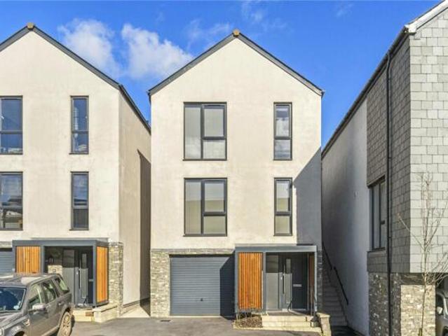 House for sale in Strode, Devon