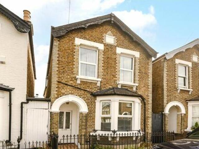 House for sale in Kingston Upon Thames, Greater London