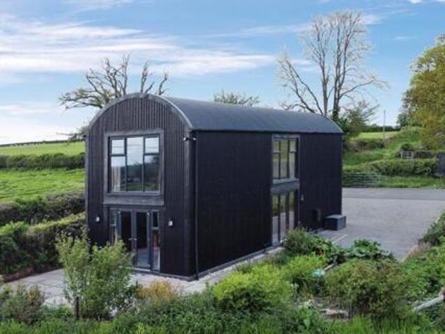House for sale in Floodgates