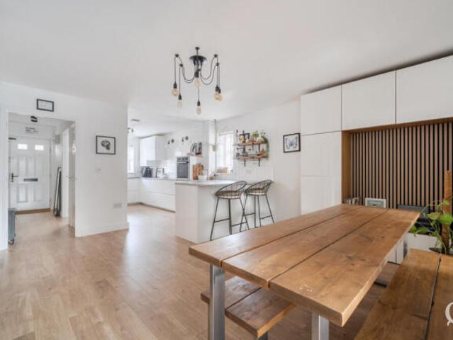 Farm for sale in Sheerness, Oad Street