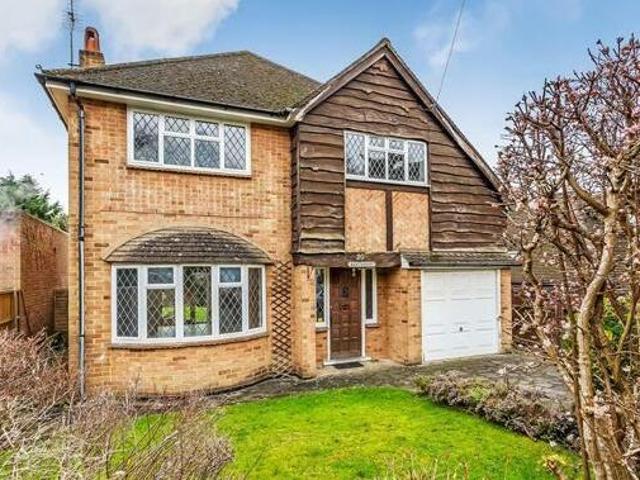 House for sale in Pachesham Park, Surrey