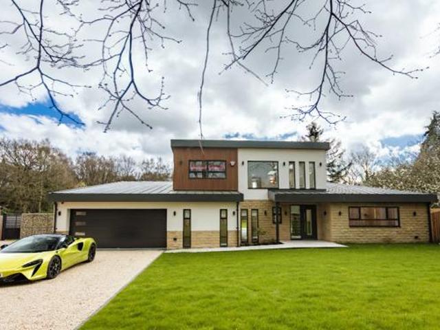 House for sale in Calverley, West Yorkshire