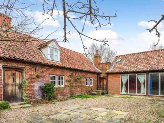 House for sale in Brayford, Lincolnshire