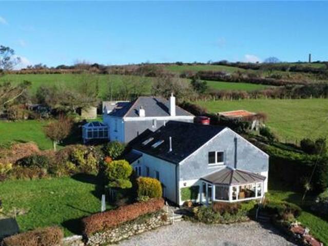 House for sale in Lamellion, Cornwall