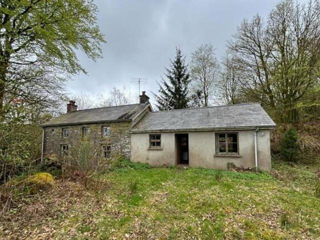 House for sale in Llandeilo, Wales