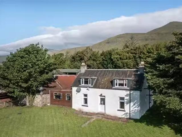 House for sale in Cashlie