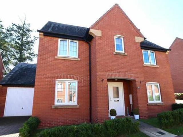 House for sale in Elmfield, Leicestershire